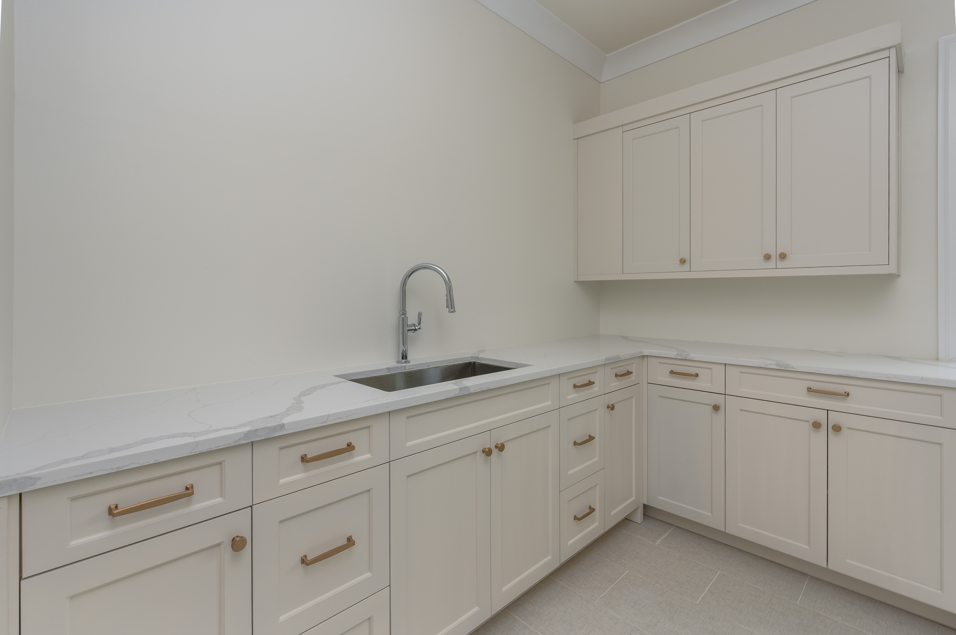 1019 Hilltop Loop image 33